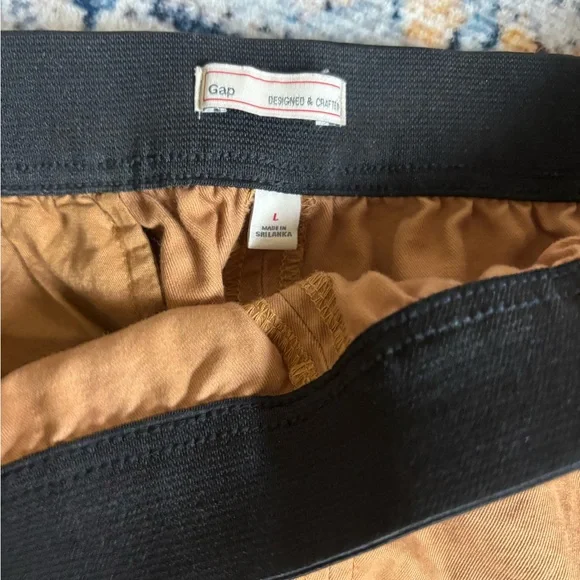 GAP “Designed & Crafted” Utility Skirt – Size L – 100% Cotton - Picture 5 of 6